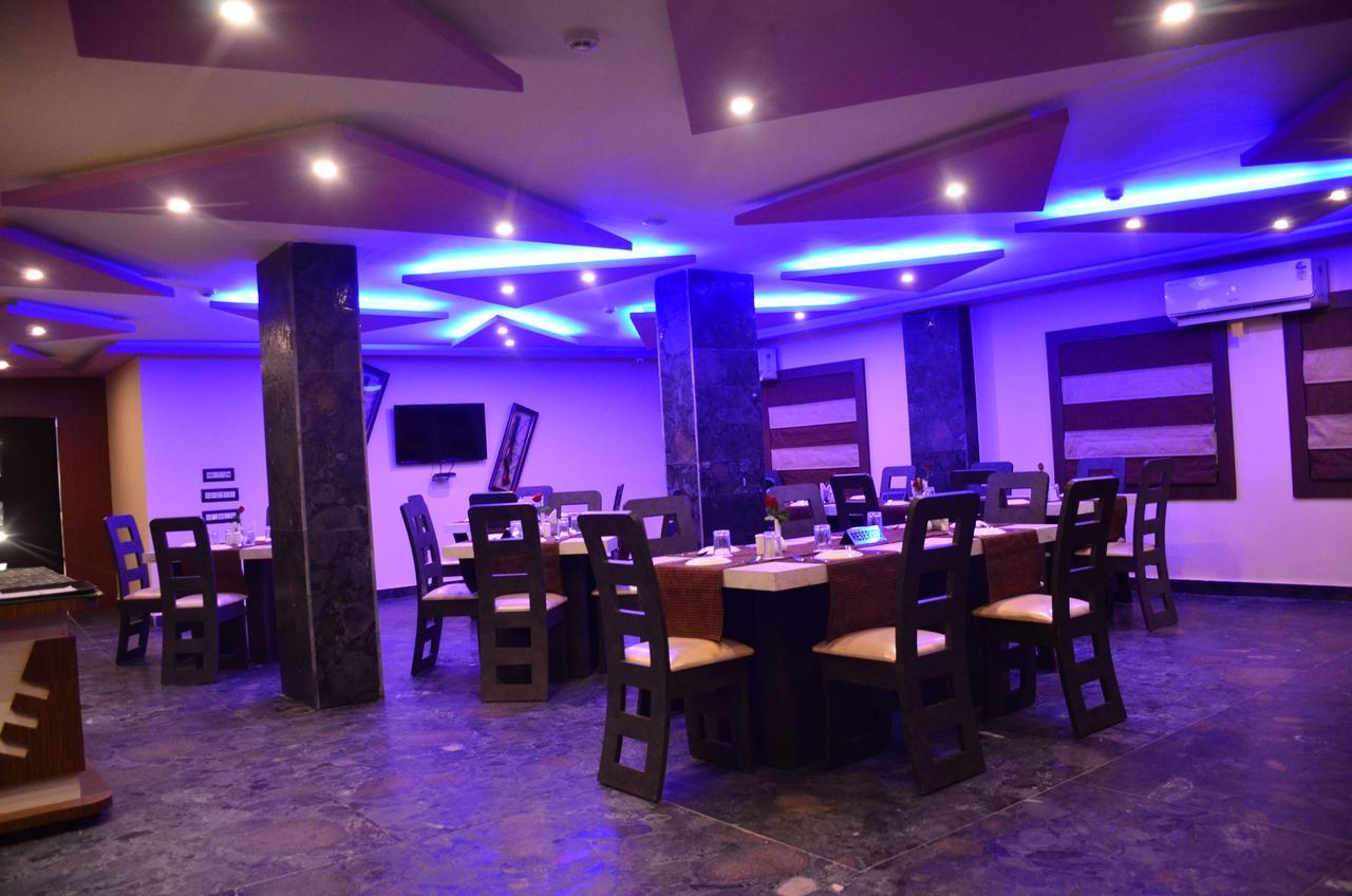 Dolphin Chocolate Inn Chandannagar Luaran gambar
