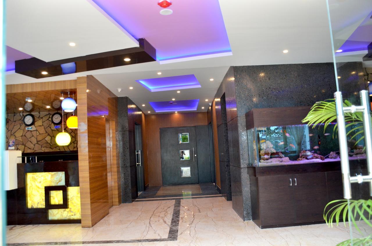 Dolphin Chocolate Inn Chandannagar Luaran gambar